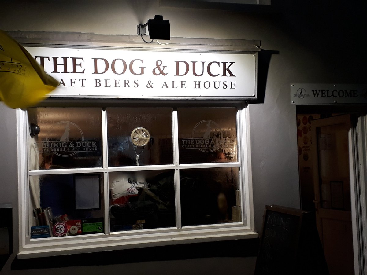 KingstonNewt1's tweet photo. Post @KingstonianFC match ales at the Dog &amp; Duck. Very entertaining game with points shared. Partaking of Chance Your Arm @SwannayBrewery  a nice session ale. @HamishStewart1 @Bigboyimg @MikeWalker0001 @johnmac1905 https://t.co/8b8VzNpUNU