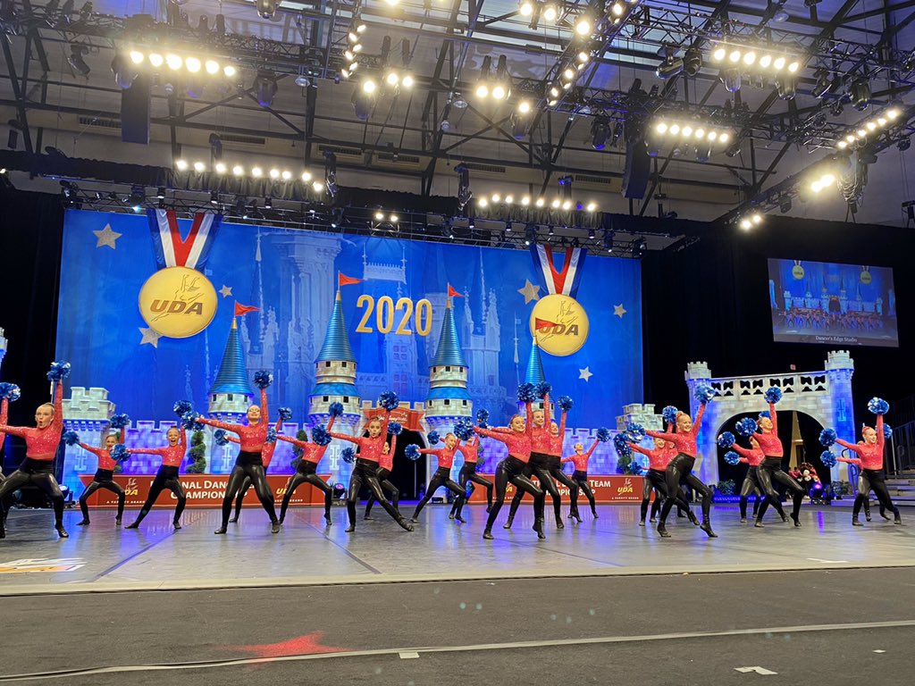 They are YOUTH(ful) but they are STRONG in POM! Show some love for these Youth Pom Teams! 👏🏽👏🏽#UDAnationals