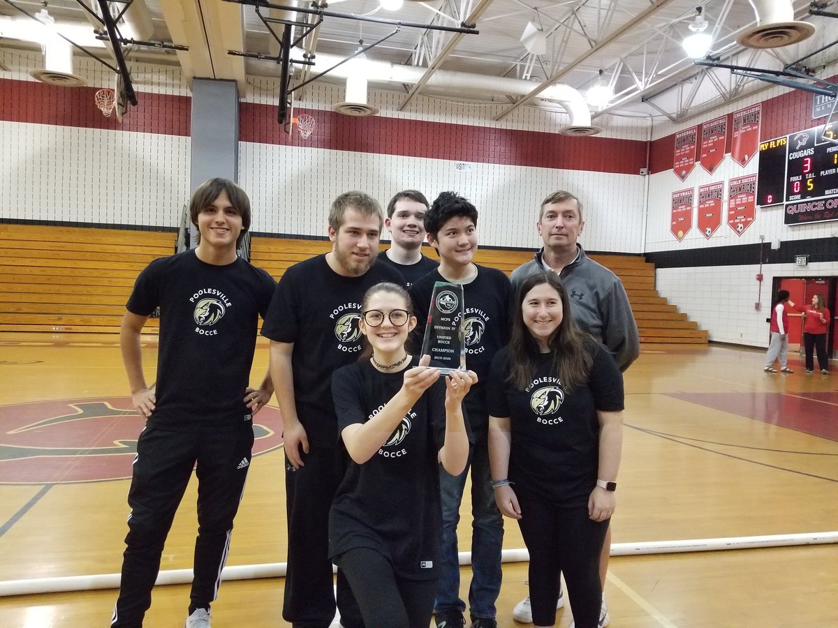 PHSFalcons18's tweet image. PHS Bocce Team wins the MCPS D4 Championship!! Great job Falcons💛🖤 #WeRAISE #Poolesville #falconsflyhigh @MrCarothersPHS @PHSathletics