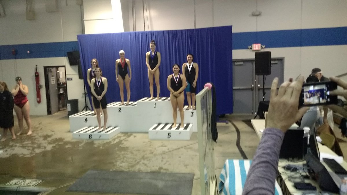 Congrats to Emma Haugland-Mackey on her 3rd place finish in the 200 Free at the Springfield Invite!
