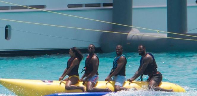 rbchoopmas's tweet image. god as my witness i thought the #googlehomepage was reenacting the lebron dwyane cp3 banana boat ride to honor kobe #RIPKobe #Google