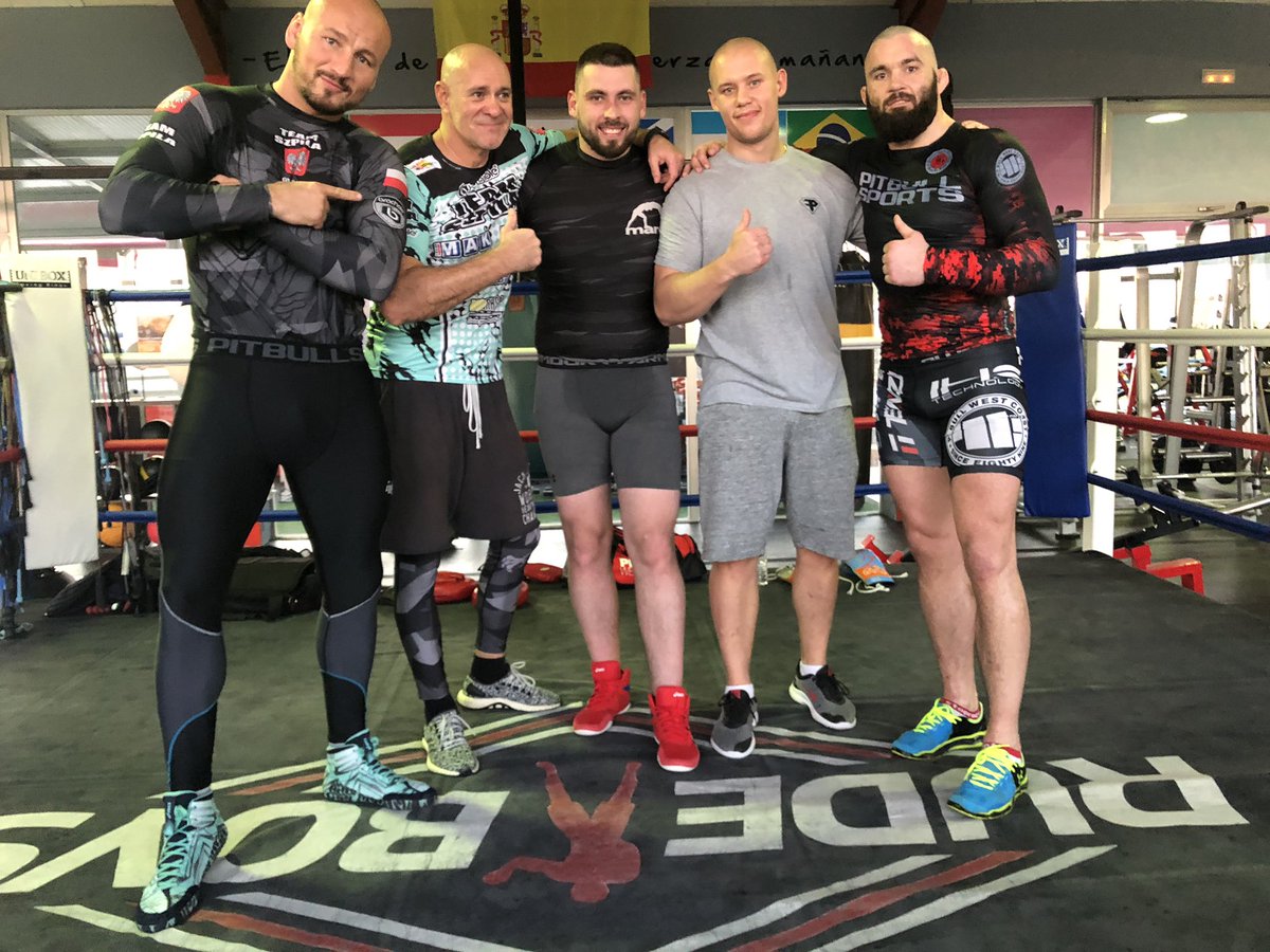 szpilka_artur's tweet photo. 👊🏻📍🔥🔥🔥🔥🔥 https://t.co/AOjiTvVJhh