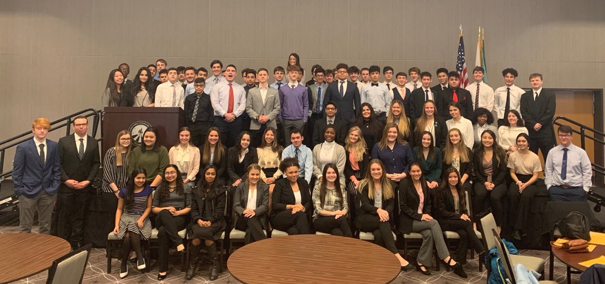 PSHS_DECA's tweet photo. Pictures from the Deca sectionals competition yesterday. Eveyone looked and preformed wonderfully! Next stop, state competition. #Deca #decasectionals #pshsdeca #decatingz #plainfieldschools https://t.co/PULA2fGgSI