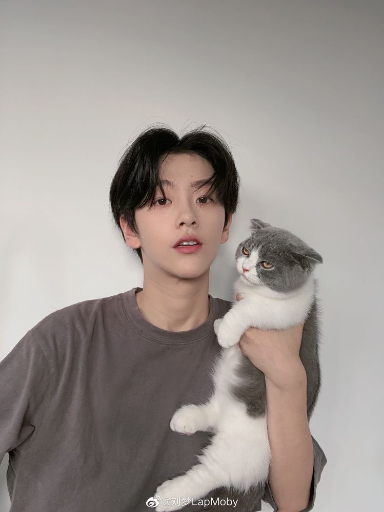 Junwoo ft ไม่ตอบ=หลับ tweet media