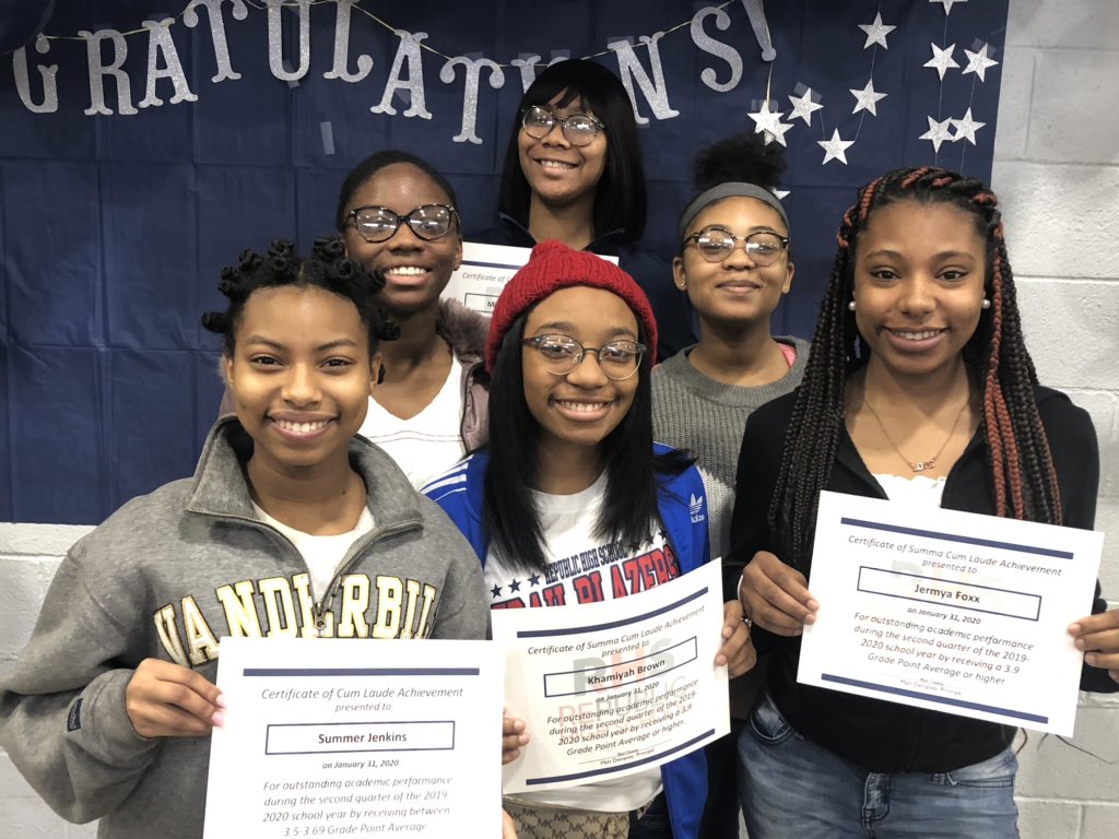 wonderfulfaye's tweet photo. Nana’s #2 (McKenzie) ❤️honor roll breakfast 🍳..so proud of her! #blackgirlmagic #collegebound #smartandpretty https://t.co/bsvgIU6WIJ