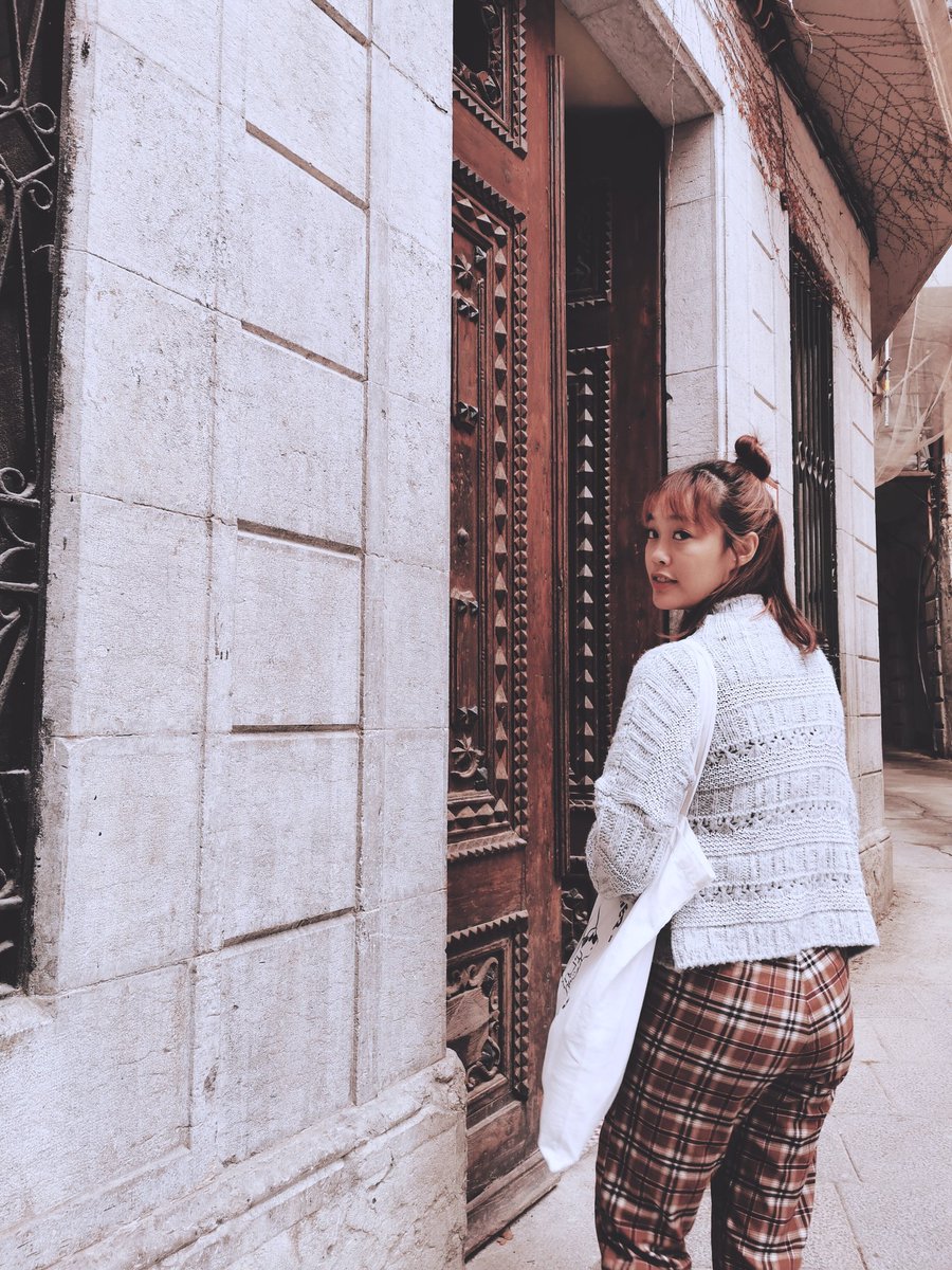 Channie_sKoha's tweet photo. Visited Sejoo's House from Memories of Alhambra today ^ ^
It is located in the Old Quarter of Girona, Spain. Beautiful little place ๐
#CHANYEOL #์ฐฌ์ด #์์ #EXO #OBSESSION #SeJoo #MemoriesOfTheAlhambra @weareoneEXO https://t.co/sqdLlZ0qEA