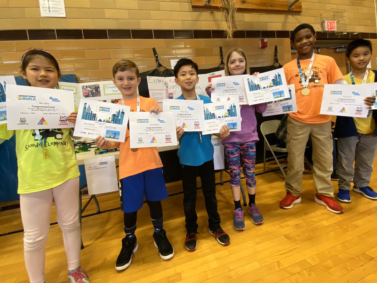 tltmaclean's tweet photo. Great day at the Jr. FIRST Lego League Expo at Reed Elementary school today. So fun to see all the different teams showcase all their innovative ideas!💡 @TaggertOb @PadbergSarah @JRiesenmy @LadueSupe #seeserveconnect #jfll #boomtownbuild #STEMeducation https://t.co/1hKTEA7RK8