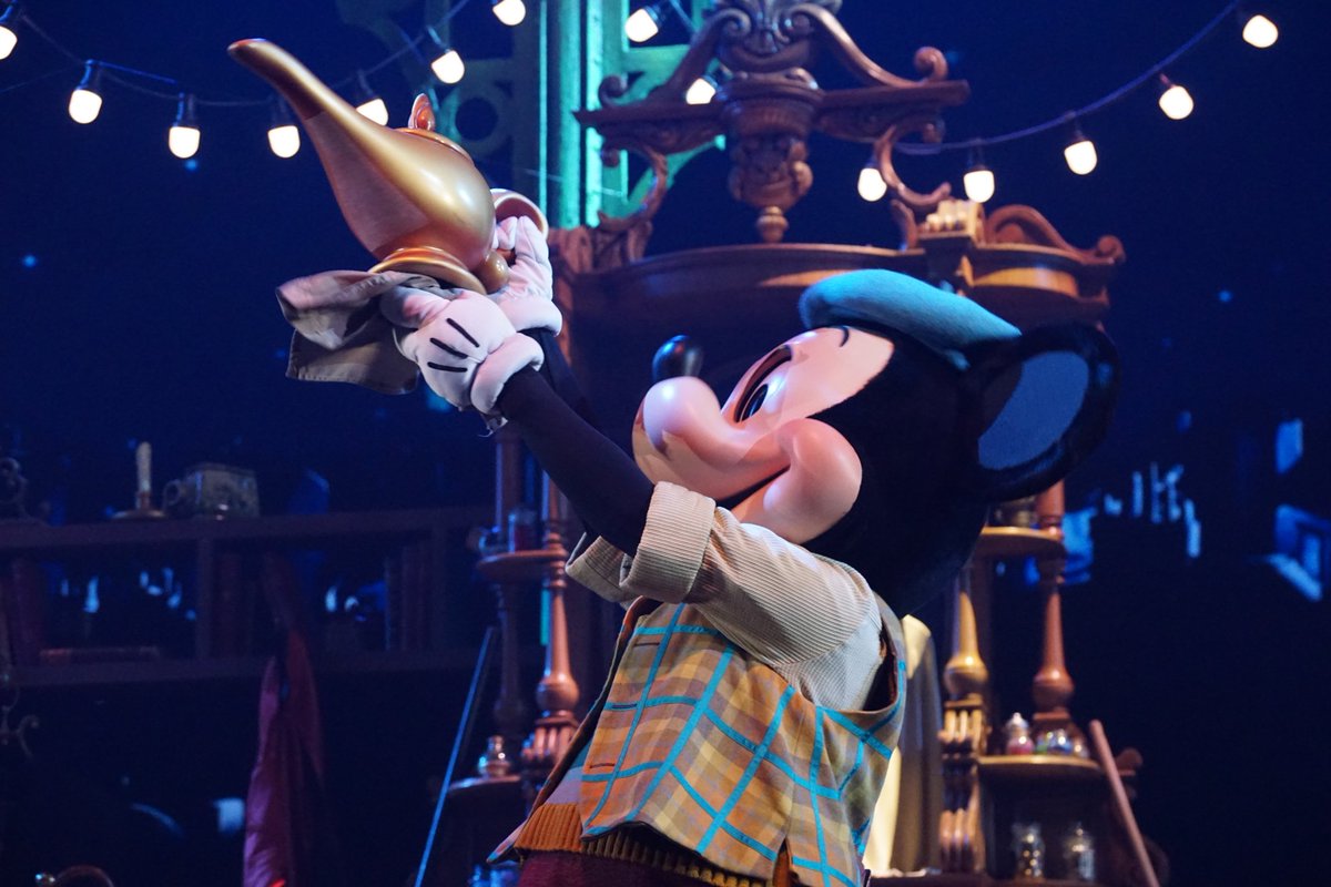 joyceadventures's tweet photo. Are you home Genie? #mickeymouse #mickey #mickeydisney #disneymouse #mouse #disneylandparis #disneyparis #disneyparks #disneylandpark #disney #disneylove #disneylife #waltdisneystudiospark #mickeyandthemagician #disneyshow
#aladdin #genie #disneyland #disneylover #dlp https://t.co/Mwt1ssDw5s