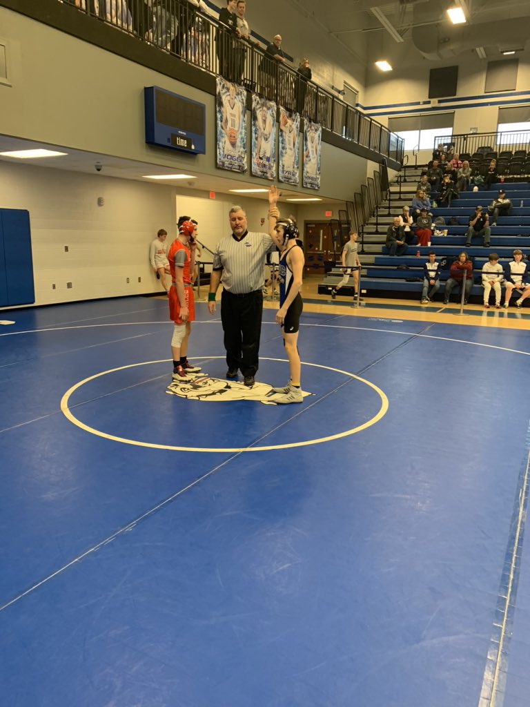 CoachArnold5's tweet photo. @MPCAthletics @MPCShigh Elijah Brackman takes third place at the Area 4 tournament and qualifies for sectionals https://t.co/41xxBn13Ml