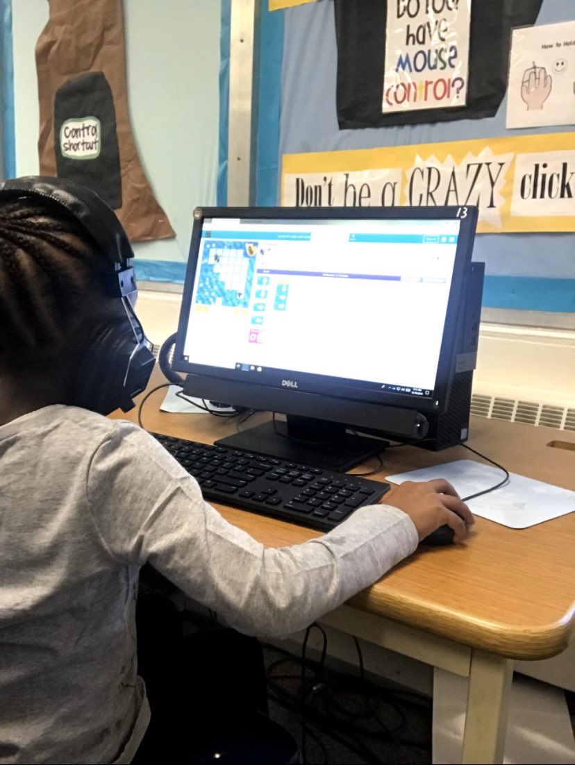 MorhausK's tweet photo. We love coding @bellsferryelem ! https://t.co/37m4dhMb5q