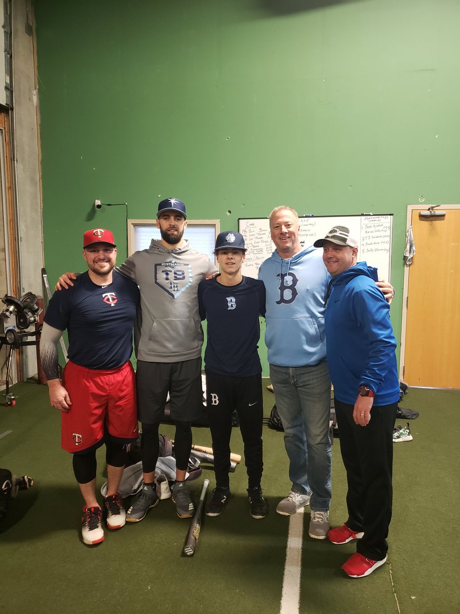MHelberg77's tweet photo. Thank you to @LPA_Baseball Erik Lovedahl for having @helberg_spencer out to the Woodbury facility today for a workout and a chance to meet  @ando24_nick of the Tampa Bay Ray's. Also thanks @BryanLudwig27 for taking time to talk some ball as well. @TedWErickson. @BlaineBaseball https://t.co/gq4EFcBscs