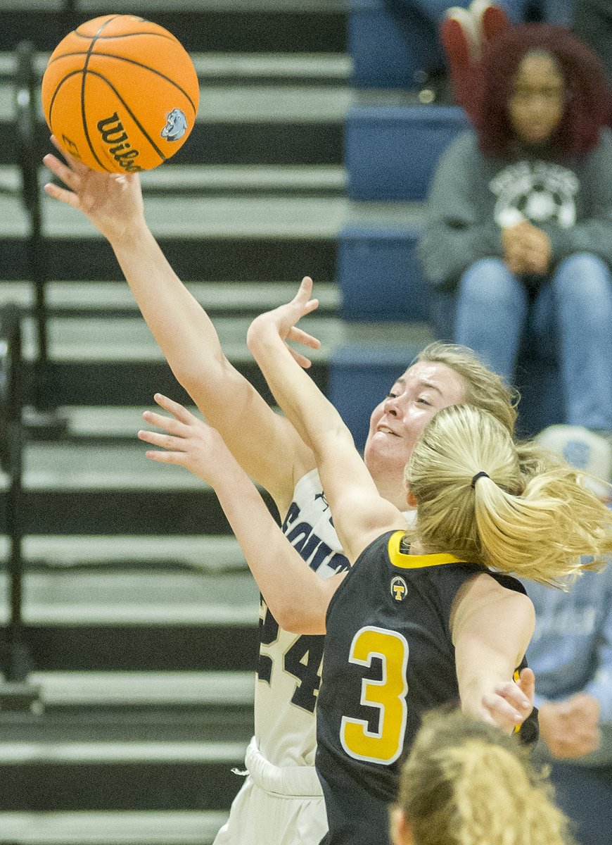 MichaelGPaul's tweet photo. Jo Mann @athletics_sbhs @sbhs_wbb is fouled by a Topsail player as Mann tries to score. Mann scored five points. The Pirates led 15-2 after the first quarter but South outscored the Pirates 34-30 the rest of the game. https://t.co/Ja3PTolrYK
