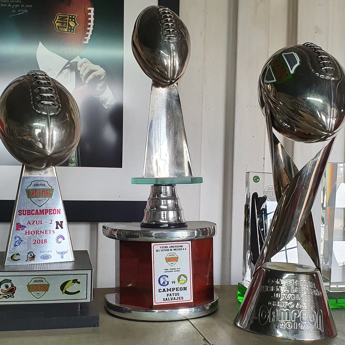 patoss04's tweet photo. Nuestros últimos Campeonatos! 🏈💛🖤💚🦆🥳🎉 #GoPatosSalvajesCI https://t.co/7Me9JNnMe8
