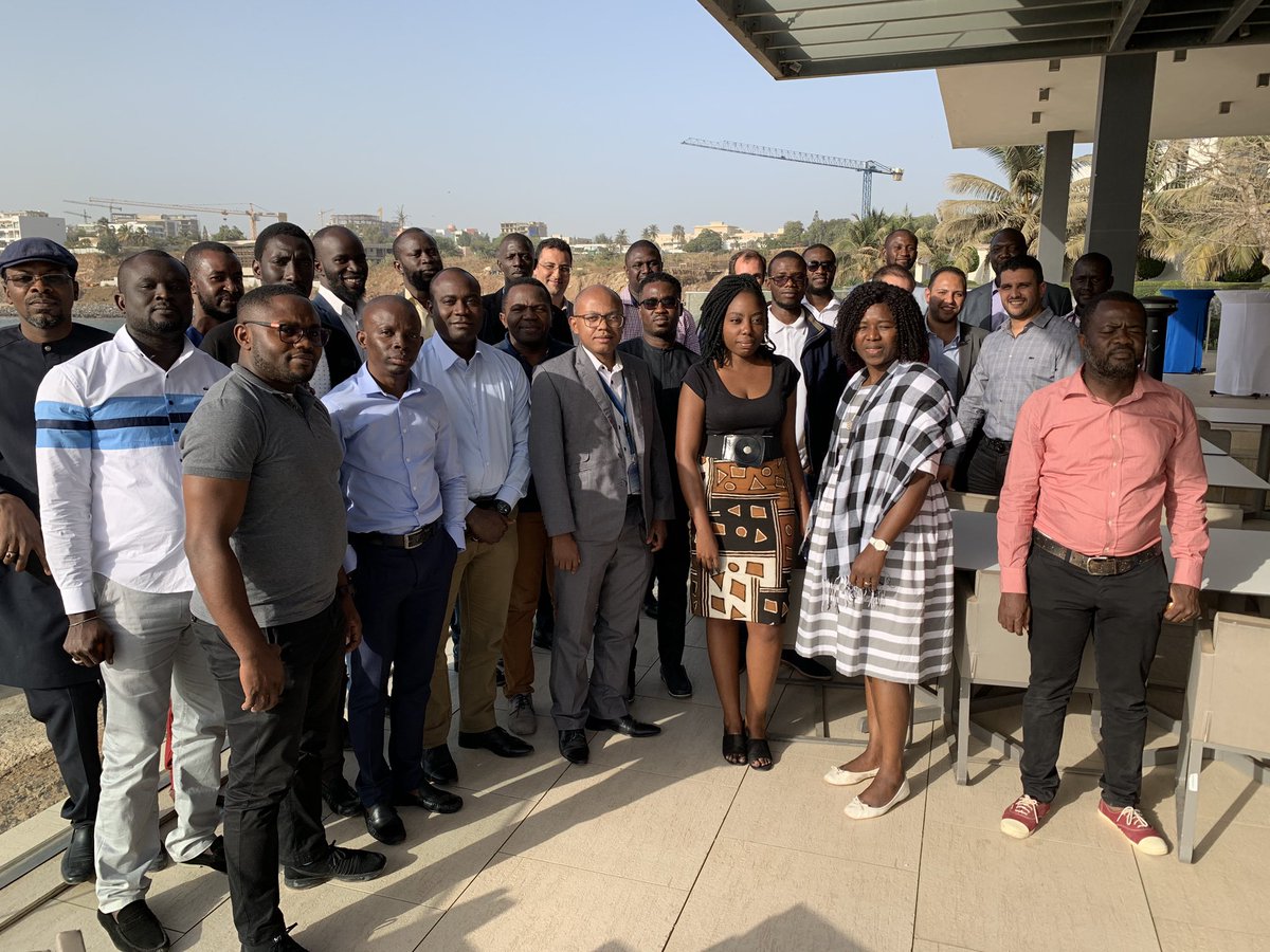 AbdouLoSN's tweet image. 2019, année de bons résultats avec la Sonatel et Orange Bissau. 2020, séance teambuilding avec nos partenaires déploiement terrain pour des objectifs encore plus élevés @NokiaMobile @orange_sn @Orange_Bissau #3G #4GPlus #TresHautDebit #ToujoursLeMeilleurPourNosClients