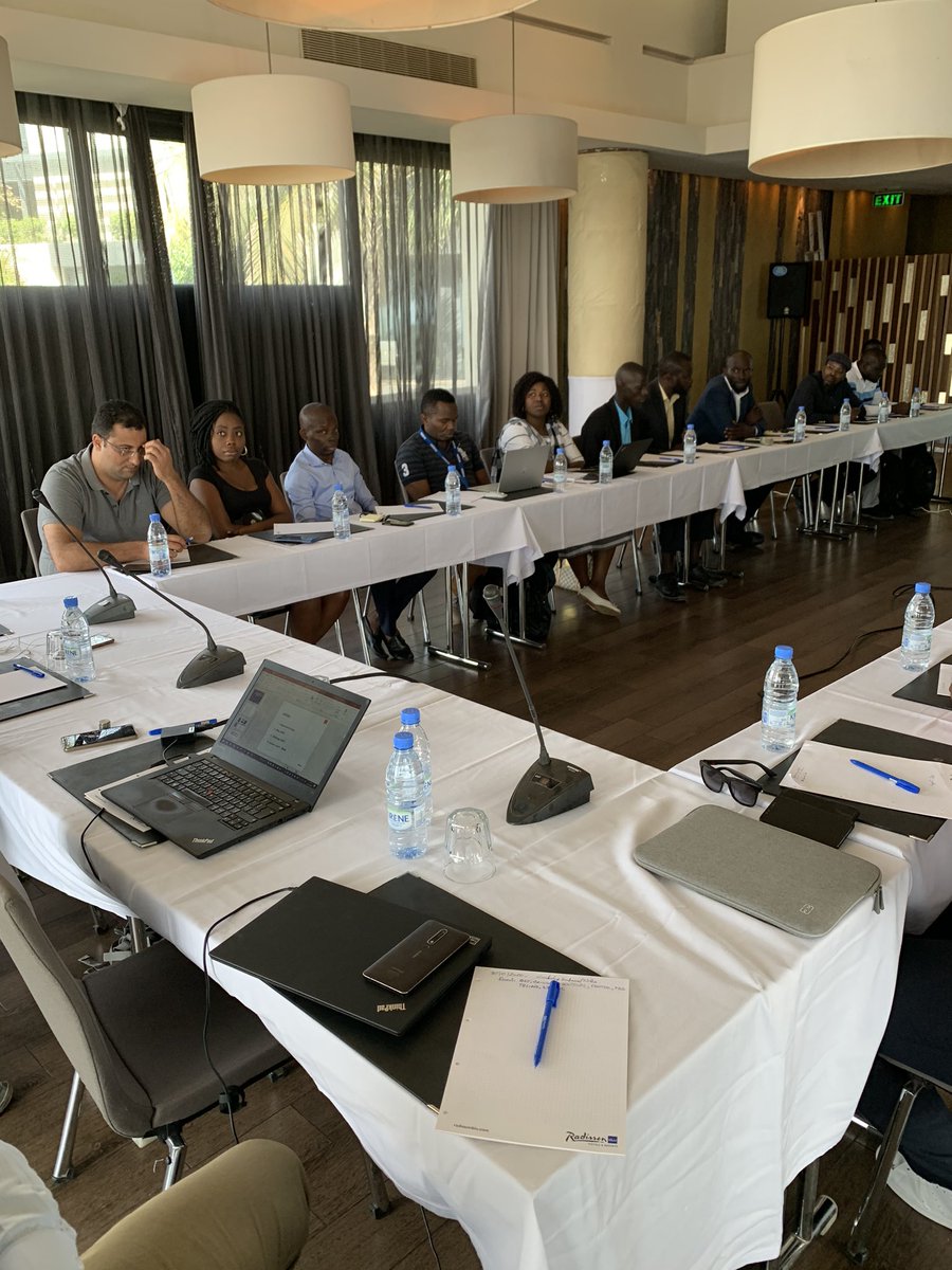 AbdouLoSN's tweet image. 2019, année de bons résultats avec la Sonatel et Orange Bissau. 2020, séance teambuilding avec nos partenaires déploiement terrain pour des objectifs encore plus élevés @NokiaMobile @orange_sn @Orange_Bissau #3G #4GPlus #TresHautDebit #ToujoursLeMeilleurPourNosClients