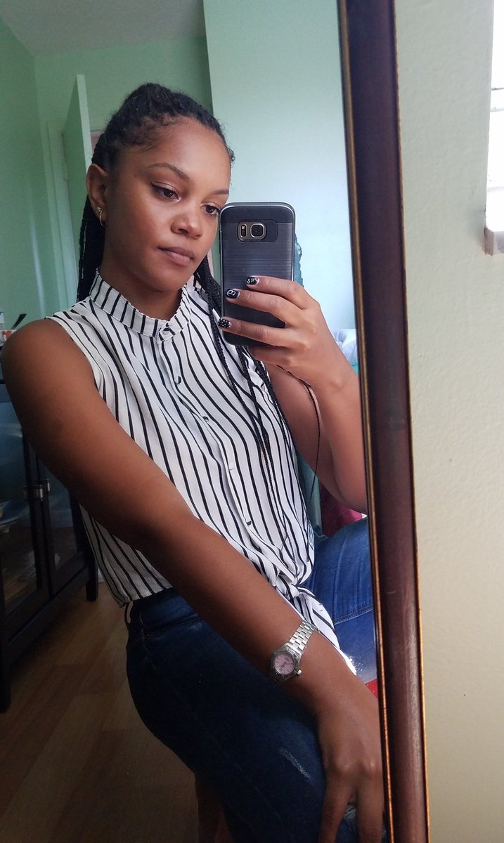 RissaRoyal's tweet image. Tryna decide if my next #ProtectiveHairStyle should be my good ole Faux Locs OR small braids...........🤔🤔🌻🌻👩🏾‍🦱👩🏾‍🦱?????