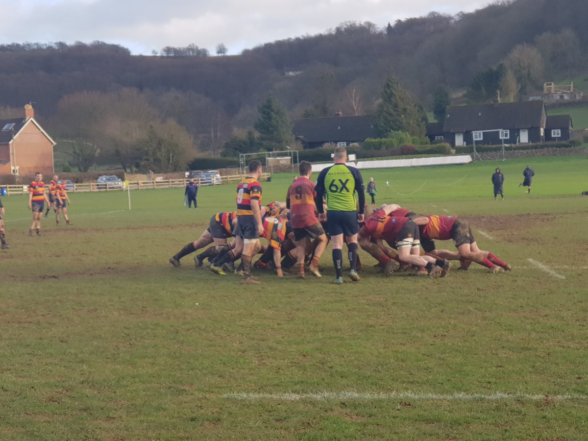 Dursleyrugby's tweet photo. Thanks also to the ref for today, managing the game and keeping everyone safe. We support @GRFUrugby #zerotolerance campaign. The game can't happen without @glos_refs
(And @Wadworth 6X shirts keep him visible! ) https://t.co/zpcuTmW7PL