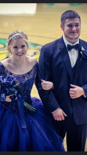 WVHS2022's tweet photo. Congratulations to Kami and Hannah and your escorts. Hope you had an amazing week representing your class.  💚💚 https://t.co/qde8DjL0YN