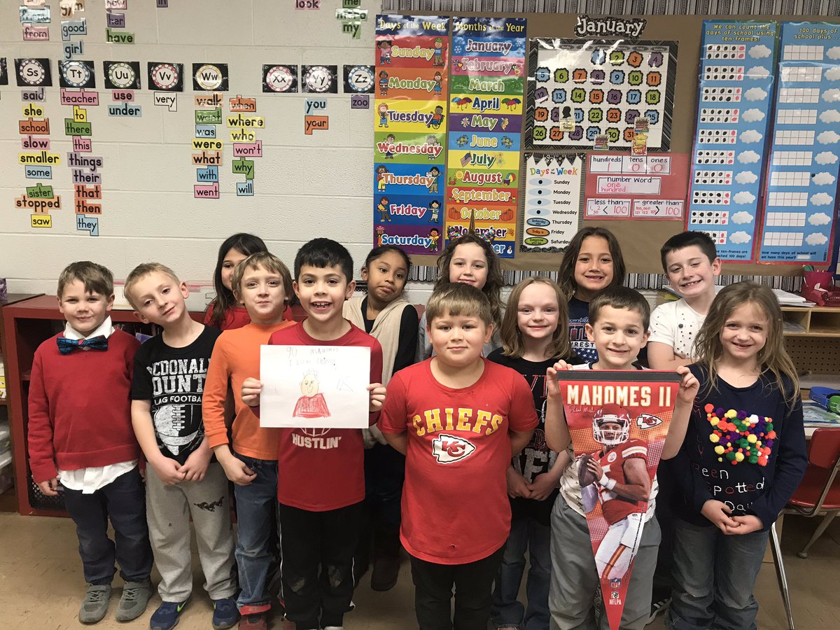 shawndbteach's tweet photo. Mrs. Bradley’s first graders are rooting for the Chiefs!  #ChiefsKingdom https://t.co/ghSduGTUBi