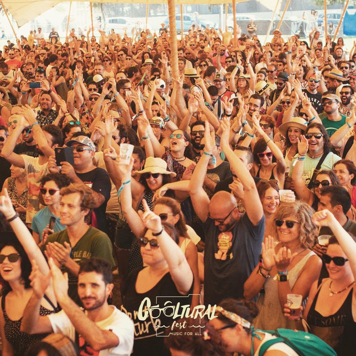 Tocamos el cielo junto a <a href="/thearizonababy/">ARIZONA BABY</a> el pasado verano en el escenario playa de <a href="/coolturalfest/">Cooltural Fest - Music For All</a> "Music For All"☝🏼🤠🙌🏼🌴✊🏼
¿Te vas a perder su increíble directo esta noche en la sala Madchester Club con #CoolturalLive ? 😱🎸😎
Abrimos a las 23:00h

🎟Últimas entradas en taquilla