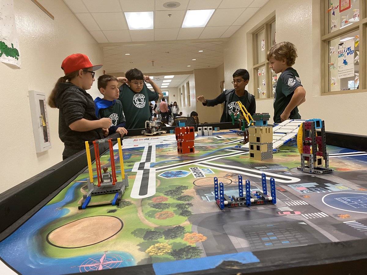 PineCrestSTEM's tweet photo. The #PCLowerSchool &amp; #PCMiddleSchool are competing today @firstlegoleague tournament! Go PC! #PCPantherPride https://t.co/XJzqsGA4jB