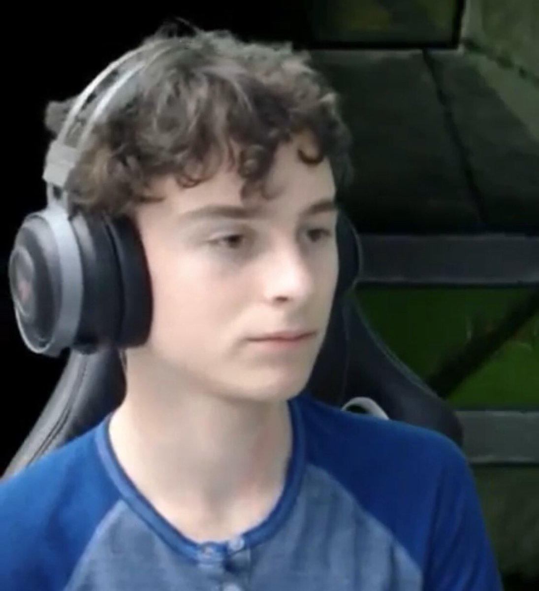 ᴋɪᴇʀᴀɴ sᴄʜᴡᴀʀᴢ. (@thatcrackhcad) on Twitter photo 