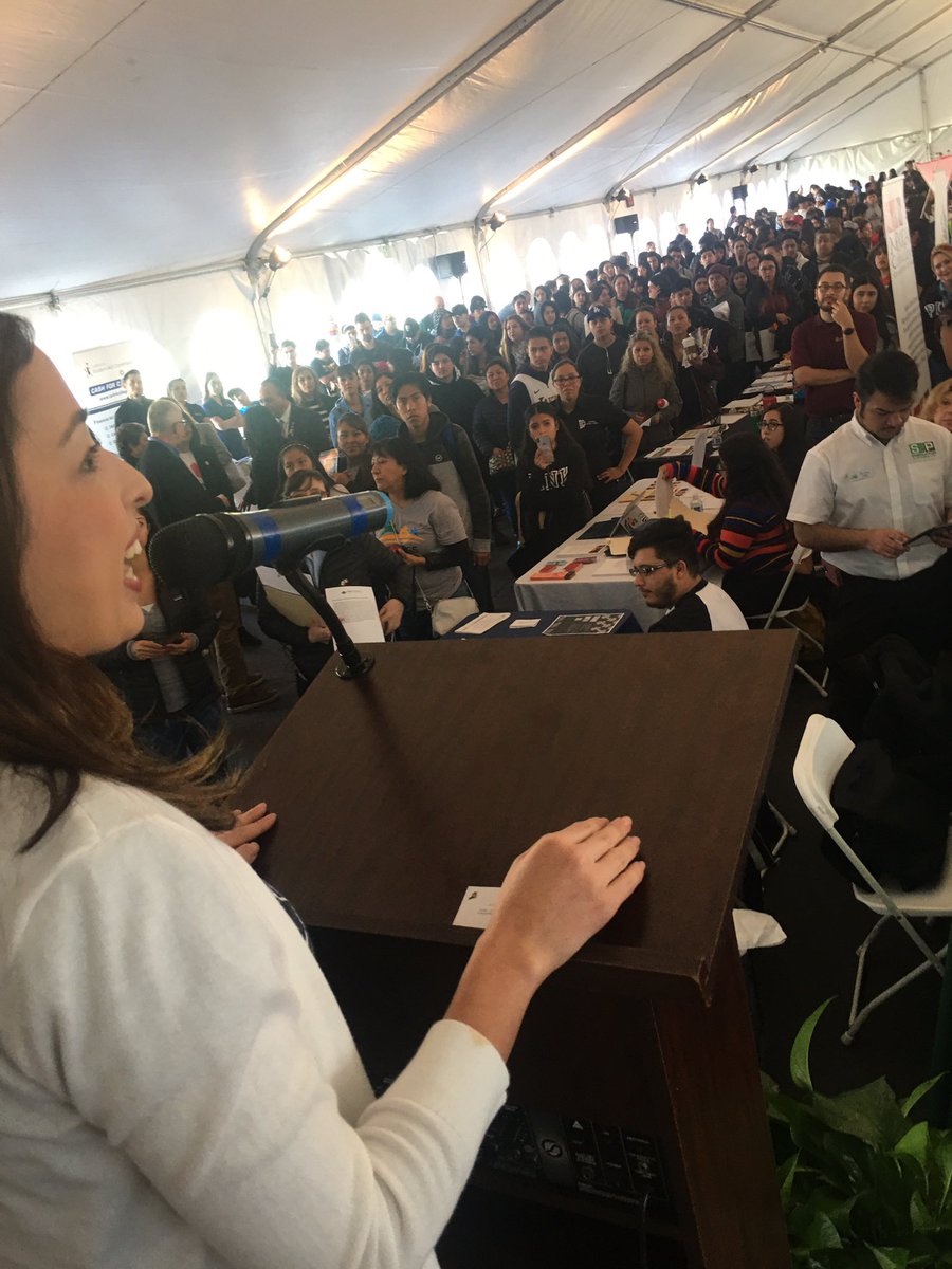 AngeliqueAshby's tweet photo. Great #StepsToCollege event w/ @Lferrersilva this morning. So proud of our beautiful community!
@LosRiosColleges @natomasbuzz @TheCityofSac @saclib @sacstate @ucdavis @PrezNelsen @Chancellor_May @Mayor_Steinberg @DrPanMD https://t.co/arE1hJFetV