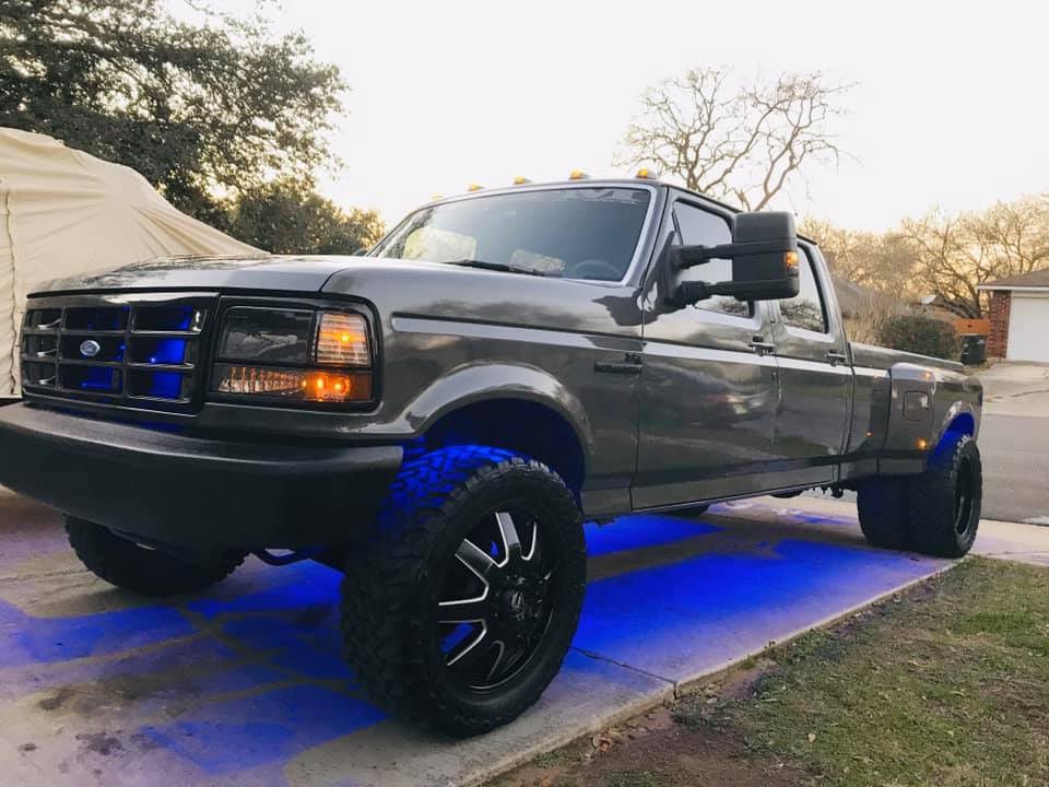 STFTMFordTrucks's tweet photo. Check out this STFTM beauty, 1994 F350 7.3L Dually Powerstroke from San Antonio, Tx owner Jimmy Sauceda. 😎 https://t.co/vAFdJzNJka