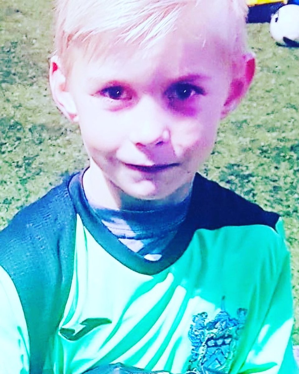BootleYouthU9's tweet photo. Well done to this trio today. Opposing manager & Referee’s stand out players. Congratulations Charlie, Lucas B & Lucas S 💙👏
@HightownJFL
#manofthematch
#CaptainCharlie
#CleanSheetForKeeper
#hattrickhero https://t.co/MHSzKLGJnM