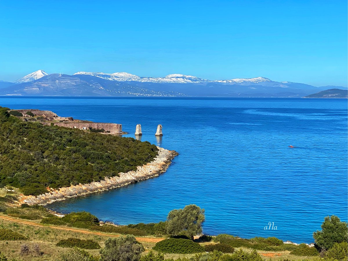 alcissa's tweet photo. The blue club … Greece … 😎📸💙🇬🇷 https://t.co/Qtz0lUkYo3