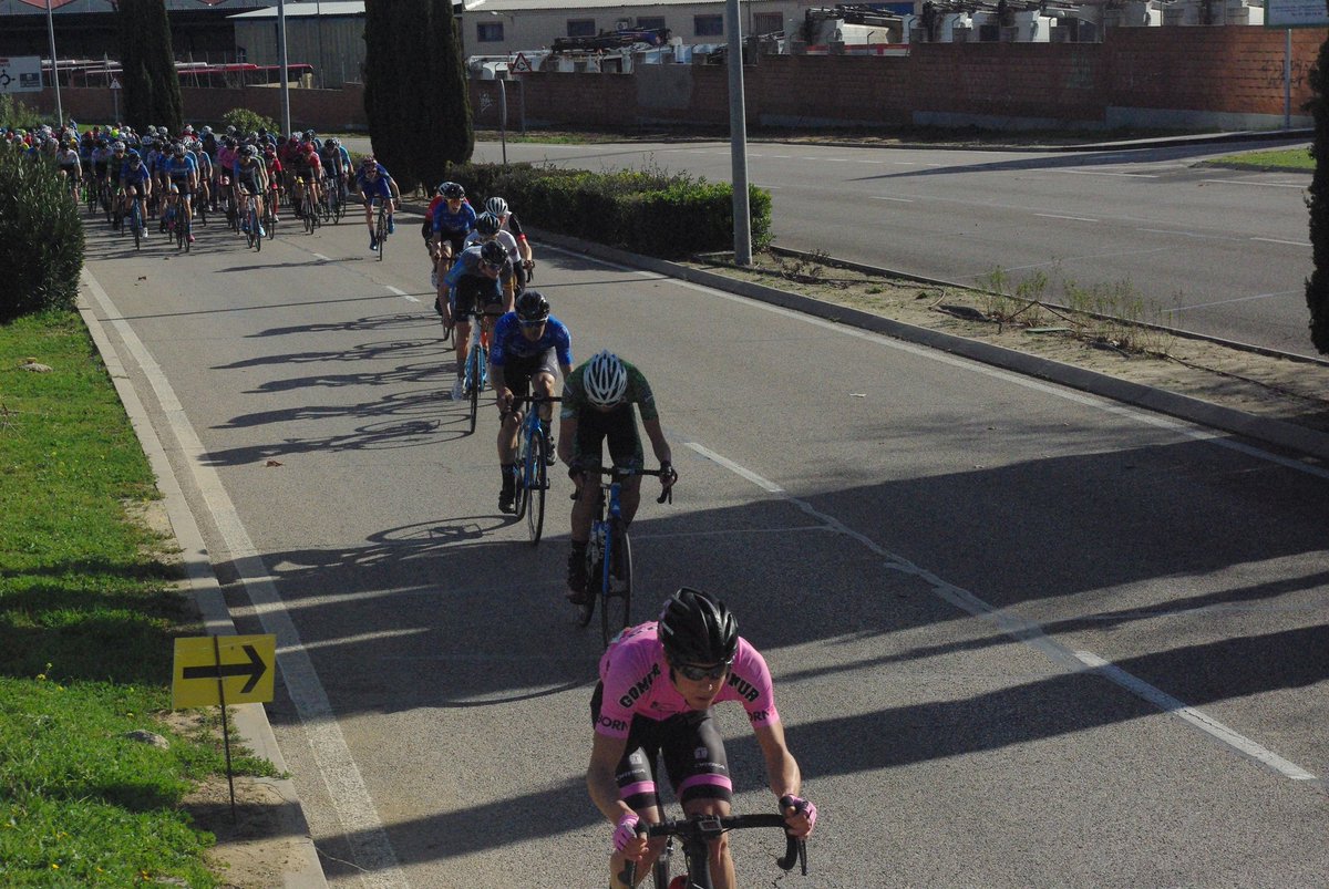 CyclingEliteU23's tweet photo. 📸 Ya están disponible en Facebook las imágenes del #CampMadridEliteU23.
https://t.co/qH4aZFrkCY https://t.co/JpFK3fPEHi