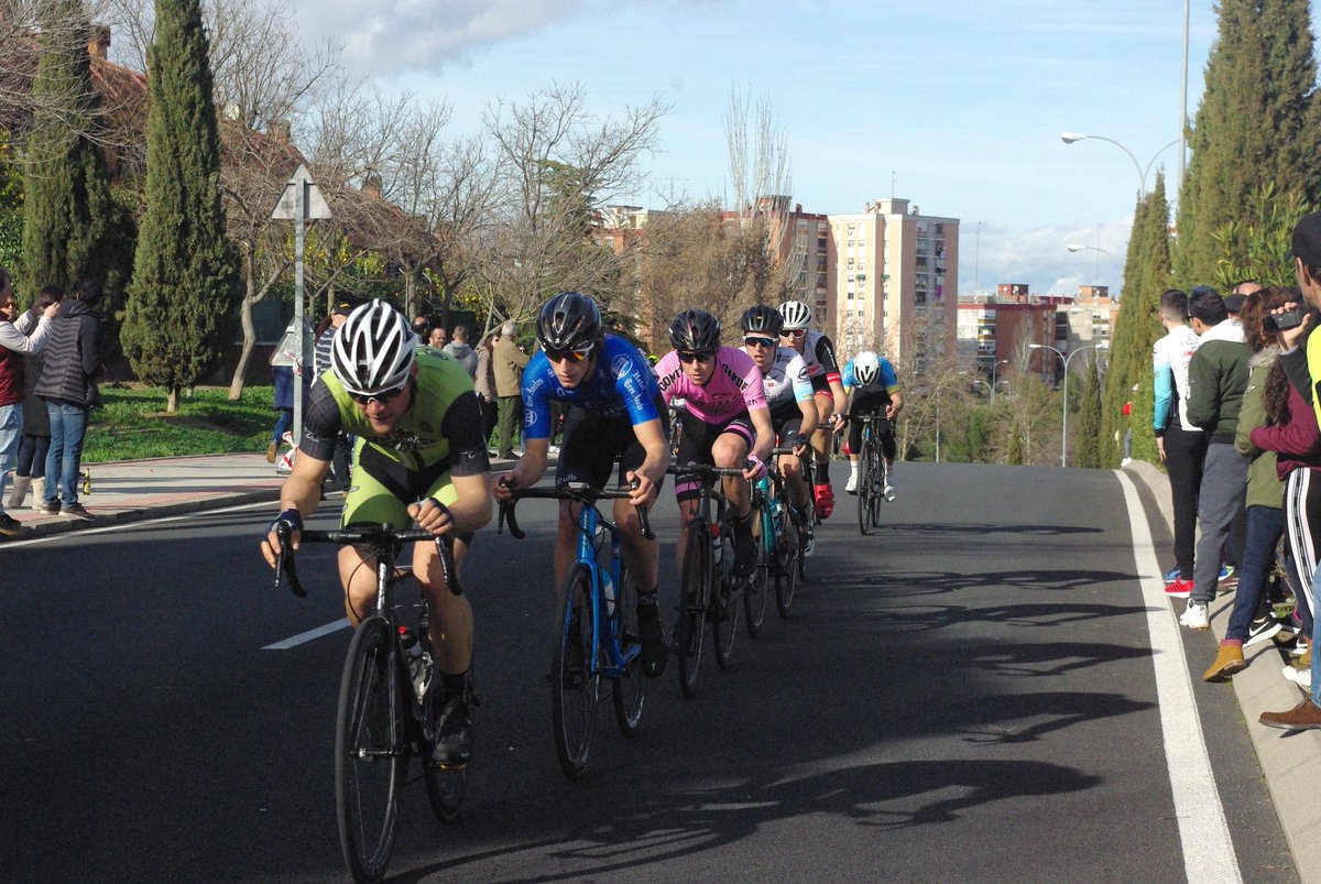 CyclingEliteU23's tweet photo. 📸 Ya están disponible en Facebook las imágenes del #CampMadridEliteU23.
https://t.co/qH4aZFrkCY https://t.co/JpFK3fPEHi