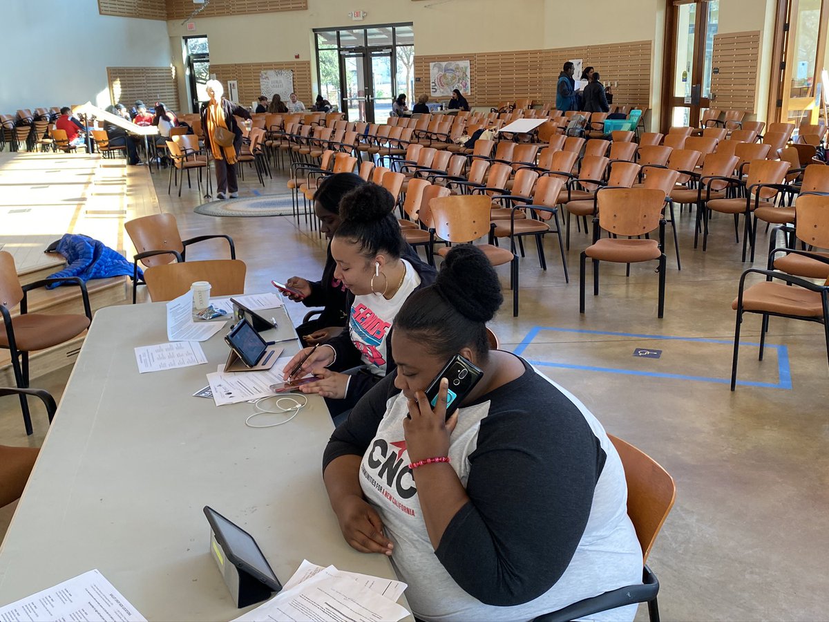 Volunteers from <a href="/LCJandA/">Leadership Counsel</a> @Faithinfresno, @CNCedfund, @cairsacramento @hipcalifornia are calling voters in Fresno to inform them of the vote system changes in the upcoming primary election on March 3rd #gotvfresno #votefresno
