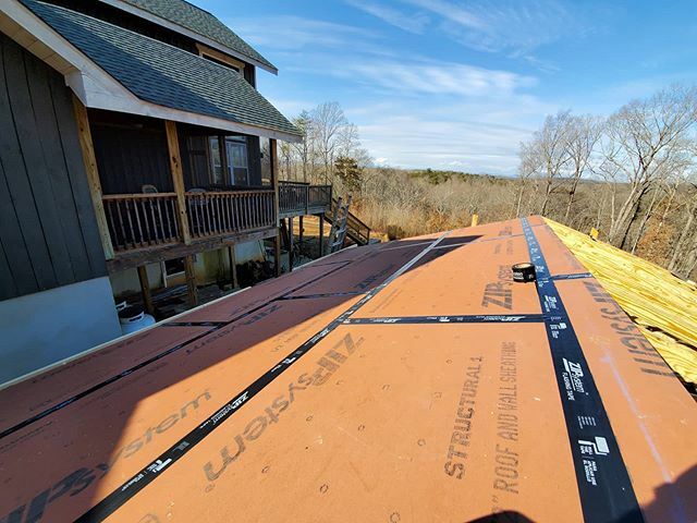 WmWalkerCo's tweet photo. Happy Saturday! Me and Dad got the fly rafters dialed in and half the roof sheathed on the #cantina 
once I get this thing under roof the party starts! https://t.co/maqTZD5YVc https://t.co/gzsQeP0VLl