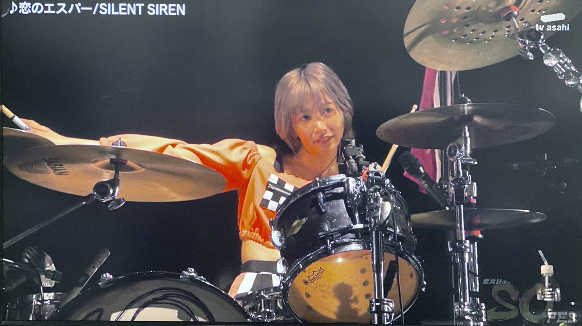 joexxxxxxx's tweet photo. SO FES 地上波放送は
サイサイ3曲放送📺
今夜のCS完全版では全曲放送してくれたら嬉しいなー
ドラム、固定カメラだけじゃなくて
色んな角度から撮ってくれてて良かった☺︎
#ひなんちゅなしでは生きていけません会
#サイサイ #SOFES
. https://t.co/MOkCCuzHhl