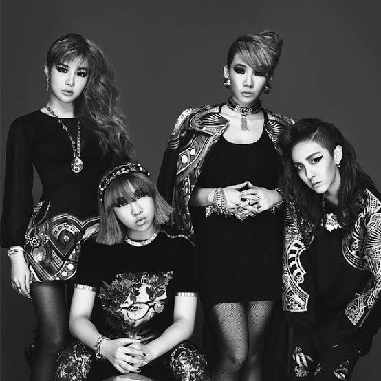 Diamond21857790's tweet photo. @Bultaoreune__7 Tabii kii 2ne1 https://t.co/neQldfErcF