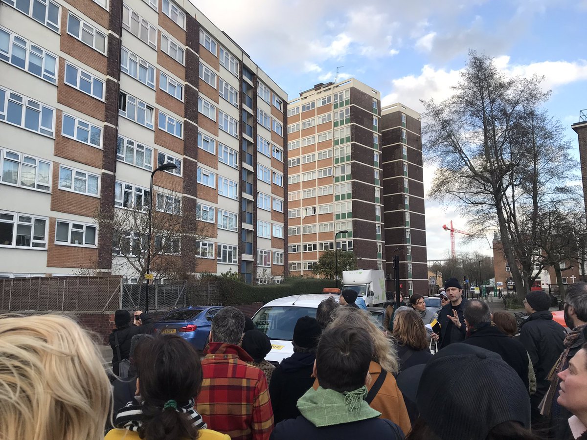 _rebecca_moss's tweet photo. Fascinating tour of Shoreditch and Hoxton modernist estates - the Wenlock Barn Estate, the Cranston Estate, the St John's Estate and the Arden Estate (same architect as Basildon, Leonard Manasseh) introduced and led
by Thaddeus Zupančič https://t.co/mp0RBnPqQv