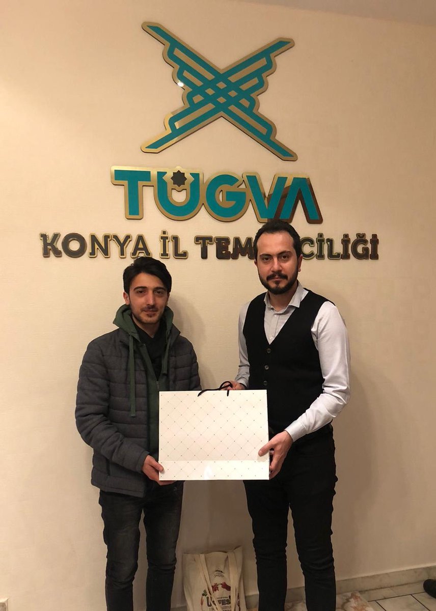 VeliVural_'s tweet photo. Bugün vakfımızda yüreği gençlik için atan @sbbgenclik Başkanı @polattmusa ve Yönetim ekibini ağırladık. 

Ziyaretleri için Şanlıurfa Gençlik Meclisi Başkanı Sn. Musa Polat ve Ekibine teşekkür ederiz. https://t.co/uXJOx91YyQ