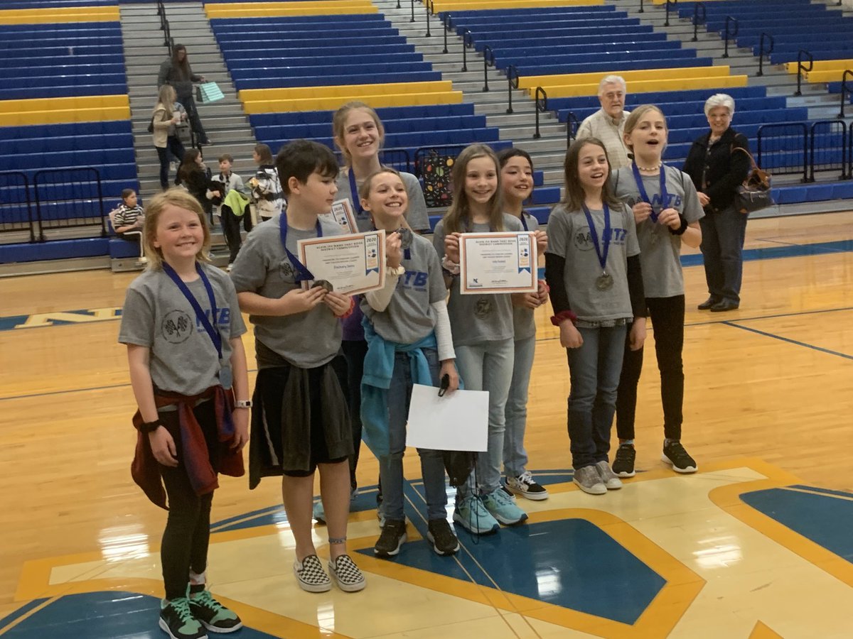 LibraryFrench's tweet photo. Super proud of the French VSCO Readers for all their hard working at today’s competition and earning 2nd place #kleinntb https://t.co/HgkLM3q9Gi