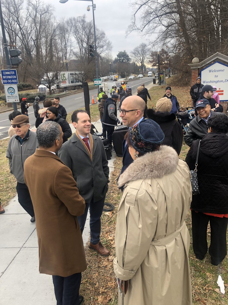 Gary_AtLarge's tweet image. Brandon T. Todd getting it done and making it happen at the 16th Street Circle ground breaking. #LongTimeComing #Ward4Proud✅