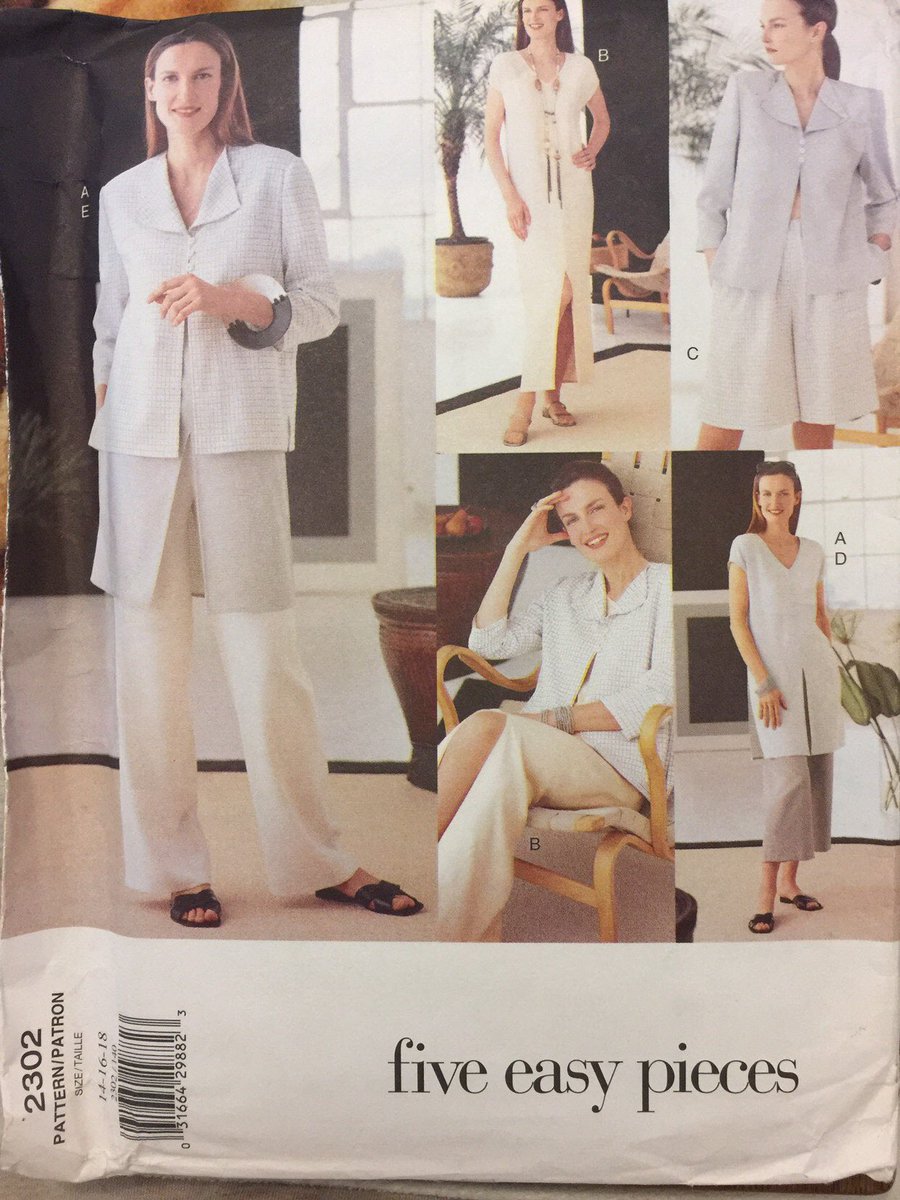 WatsonsVintage's tweet photo. NEW LISTING AVAILABLE NOW IN my #etsy shop: Uncut Vintage 1999 Vogue Five Easy Pieces Ladies Petite Separates in sizes 14-18 - Pattern No 2303 - Easy Pattern - Supply Pattern https://t.co/FUSCnzZxB5 #Vogue #Vintage #Collectable #SewingPattern #From1999 #EasySewingPattern#Etsy https://t.co/bN5tThQQ02