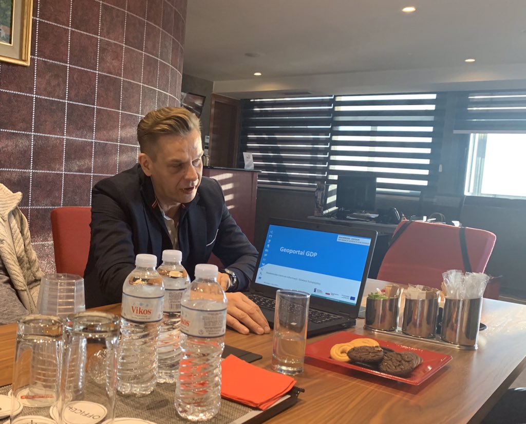 Athens_PAIH's tweet photo. Delegacja polskiego sektora IT w ateńskiej siedzibie PAIH #geosolution #aciee #IT #GIS #paih #zbh https://t.co/tB2z0b5MGG