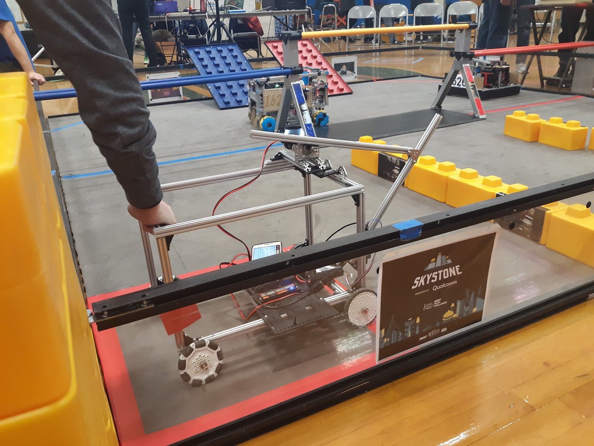 MVMSPride's tweet photo. Team MVMS RoboPride had a huge learning day being robotics competition newbies. It was awesome, and they can't wait to rebuild and get to the next competition! It was also nice to have the support of the MVHS Robopride team! #firstrobotics #robopride https://t.co/0pUxwj2H4e