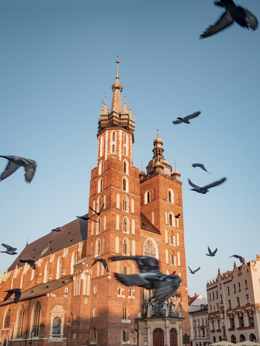 Andrewstarlife's tweet photo. This weeks new posts! 
Much more will be up very soon
Follow the journey here
👇
https://t.co/zTNmlkeQ6I

#travelphoto #kraków  #poland  #aviationworld  #aviation #photographer #tt #rtw #ttot #jset #rtwnow #twwt #lp #PhotoOfTheDay #SonyAlpha #dji https://t.co/iM1odLxli7