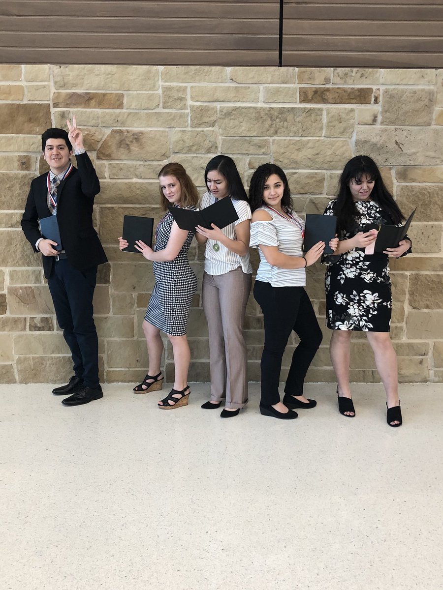 CCHS_DebateTeam's tweet photo. Lake creek tournament is over and here come the results!In poetry interpretation Juana placed 4th, Brayan placed 2nd, and Olivia placed 1st!!! In prose interpretation Cassie placed 2nd and Adrianna placed 1st!!! #wetalkgood #readingoutloud #medalsfordays #finals https://t.co/npoY2X66an