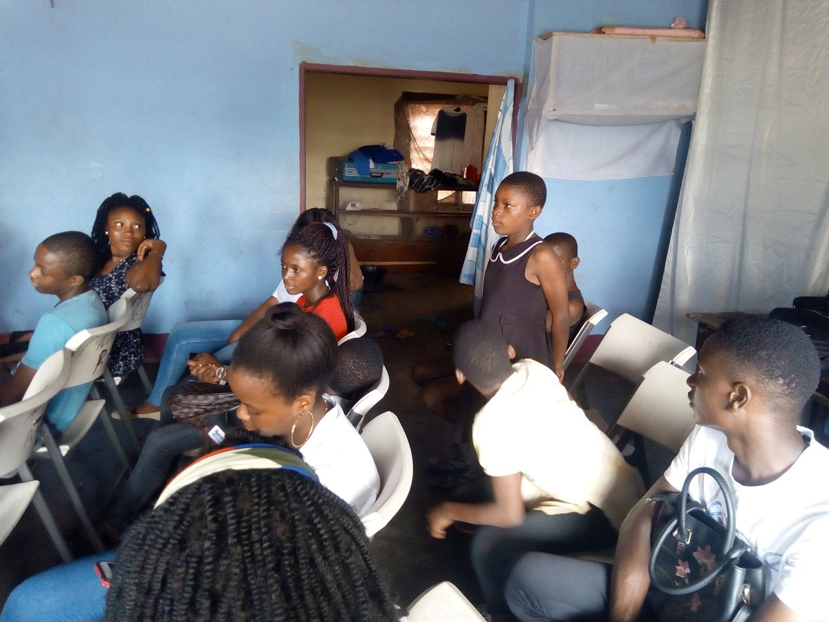 GlobalNetworkC3's tweet photo. On Saturday 01 Feb. 20, #Global #Network of #Compassioneers, #Buea officially launched its maiden #Compassioneering outreach @ St Glory Orphanage, Untarred Malingo, Buea. #GlobalNetworkOfCompassioneers, #StGloryOrphanage, #AlakindDesigns, #AFREIN.
Details:
https://t.co/ylC4LvRCyT https://t.co/KmBw65mt8D