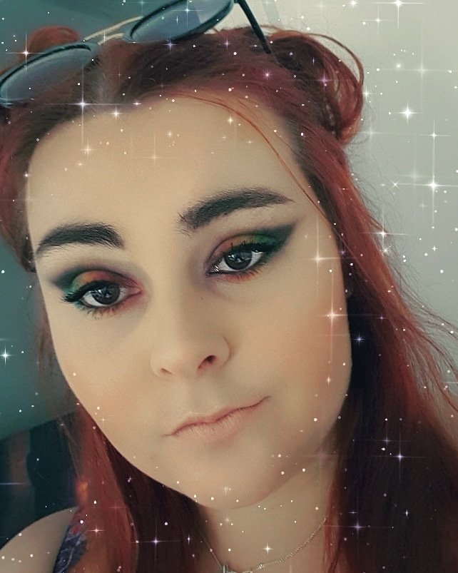 Hope everyone's have a #fab day! The day is what you make it 💗💛💙  #twitch #makeup #pansexual #love #tiktok #insta #gamer #girlgamer #summer #aussie #youtuber #followmylife