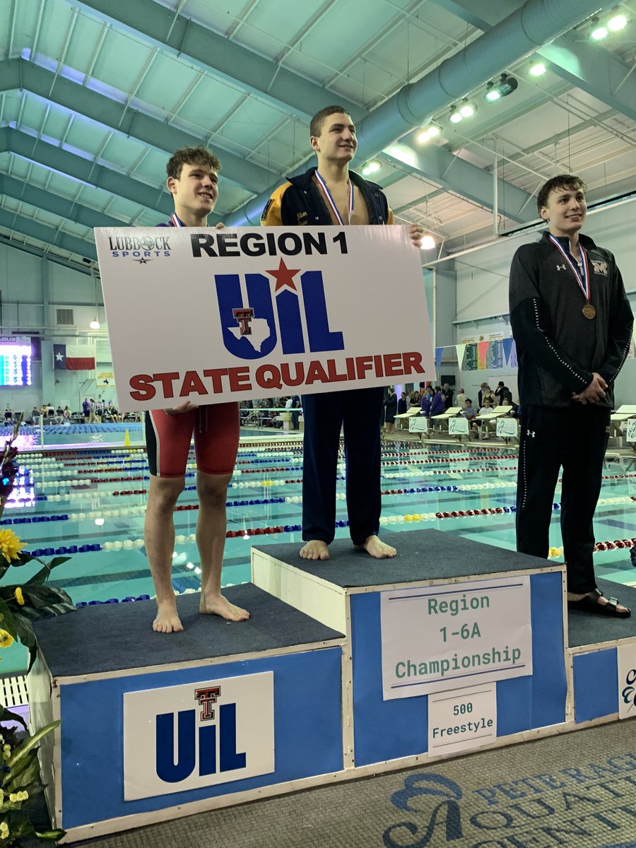 VikingLhs's tweet photo. Region Champion 500FR. The second of the evening for Jibran H. @LamarHigh @lamarvikings @VikingLhs https://t.co/Pl6GM6JtPy