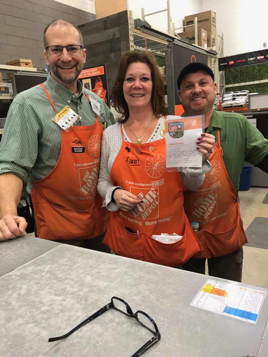 What a rockstar team at the service desk!! Way to rock out great customer service AND get kudos on the VOC! Awesome job to Donna and Karen!! <a href="/Diana_T_Tran/">Diana Tran</a> <a href="/McFarrenGary/">Gary McFarren</a> <a href="/MelissaJarret13/">Melissa Hartsell</a> <a href="/commerceHD/">Commerce Home Depot</a> <a href="/AnnaMaeFlower87/">Anna Moreno</a> <a href="/Iafano86/">Joey Iafano</a> @SWHR33