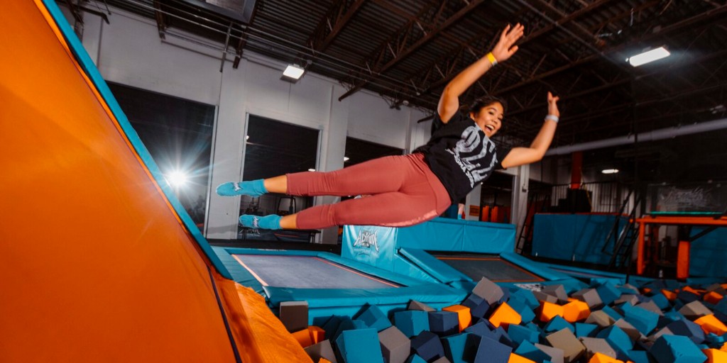 Altitude Trampoline Park tweet media
